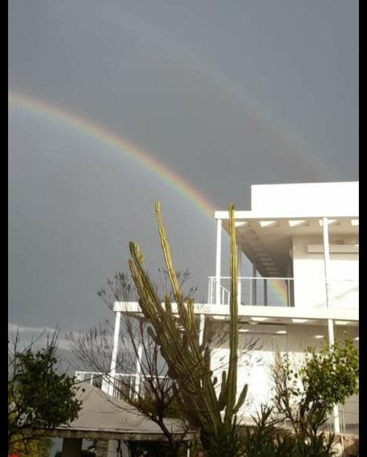 Epipleon Suites Agioi Apostoloi (Attica) Exterior foto
