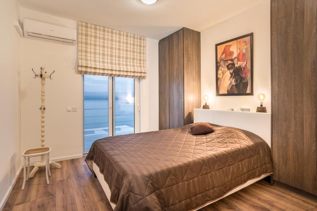 Epipleon Suites Agioi Apostoloi (Attica) Exterior foto