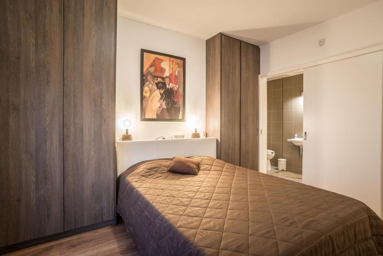 Epipleon Suites Agioi Apostoloi (Attica) Exterior foto